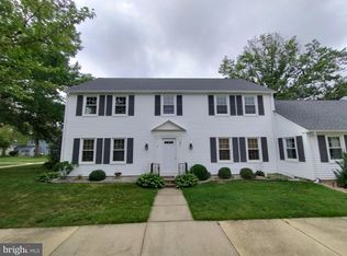 65O Amherst Ln, Monroe Township, NJ 08831