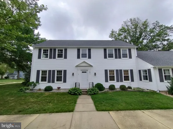 65O Amherst Ln, Monroe Township, NJ 08831