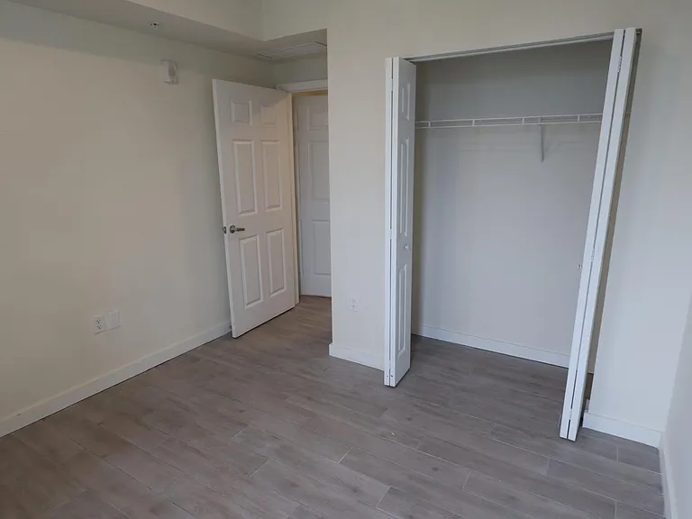 Lanai Landings Apartments — Photo 11