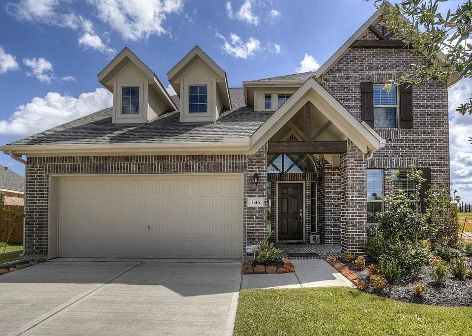 1st image of 1516 Permesso Ln
