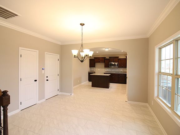 5th image of 385 Summerfield Lot 385
