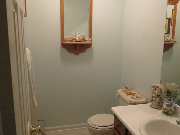 2nd image of 5541 Hall Glen Dr