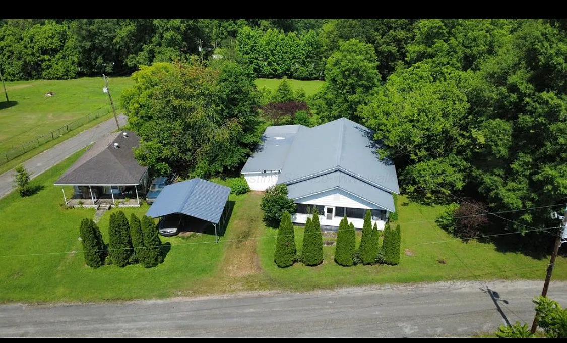 4 bed, 2246 sqft, $1,450 — Photo 2