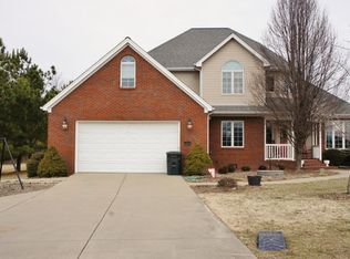 71 Wesley Dr, Metropolis, IL 62960