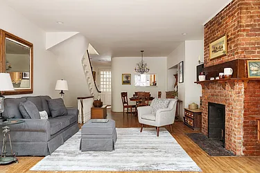 152 East 82nd Street