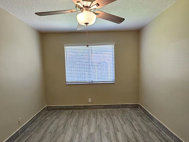 4859 Orleans Ct #C — Photo 19