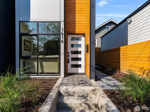 1616 S Juneau Street, Seattle, WA 98108