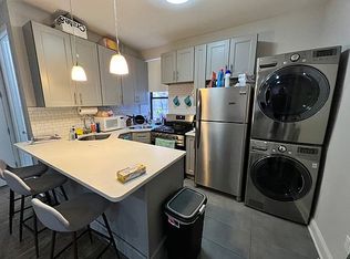 1452 Carroll St #1B, Brooklyn, NY 11213
