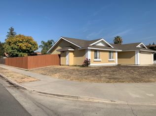 1150 E Fairview Ave, Tulare, CA 93274