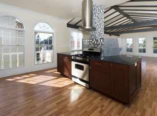 2582 Chestnut St, San Francisco, CA 94123