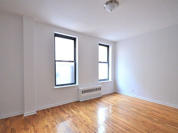 2nd image of 522 W 157th St APT 1A