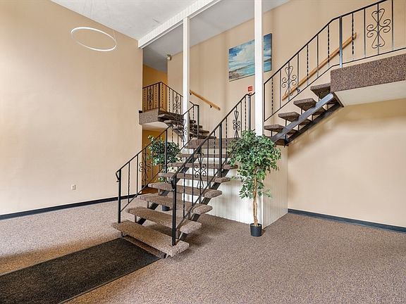 2nd image of 96 Fountain Ln APT 14