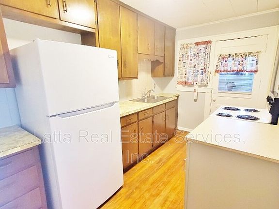 5th image of 102B E Linden Ave