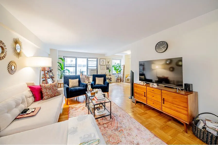 150 East 56th Street — Photo 1