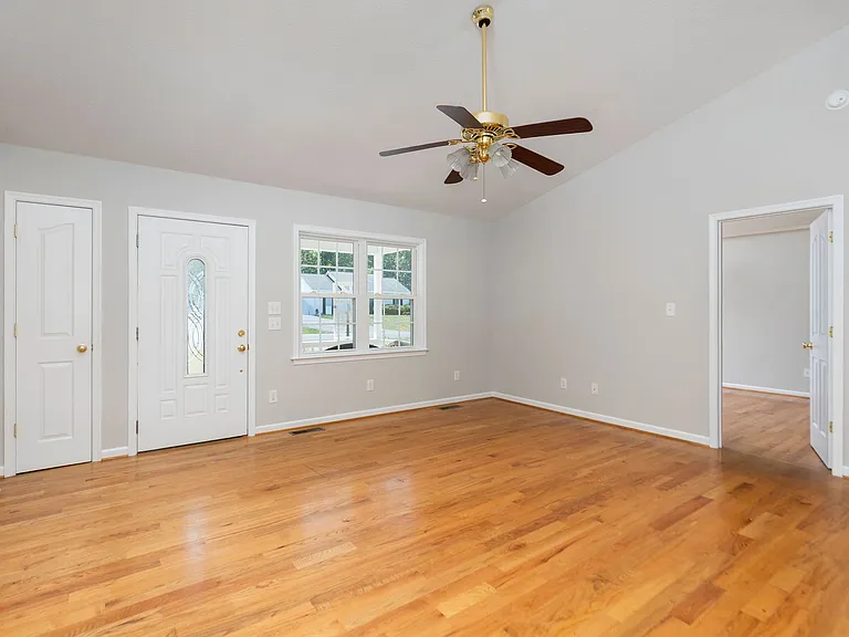 88 Cedarcrest Dr — Photo 9