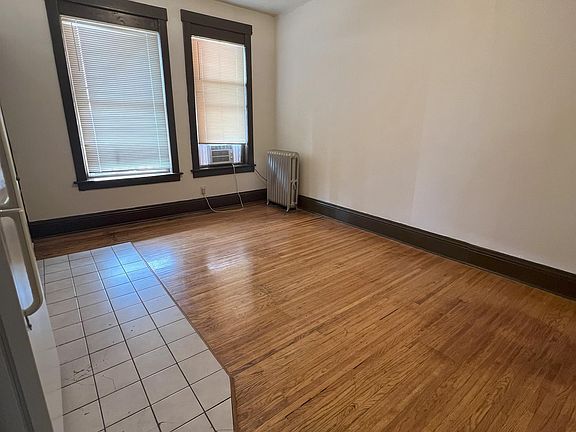 4th image of 318 Brady St #6