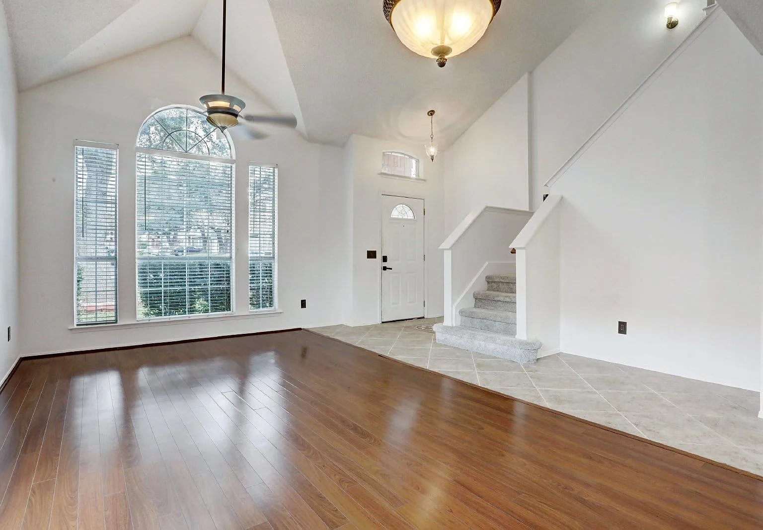 4 bed, 2.5 bath, 2259 sqft, $2,500 — Photo 4