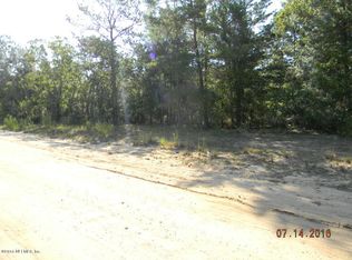 135 Cue Lake Dr, Hawthorne, FL 32640