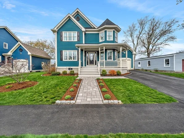 19 Kimball Ave, Ipswich, MA 01938