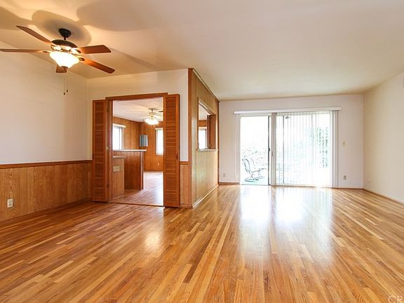 5th image of 7742 Bellaire Ave