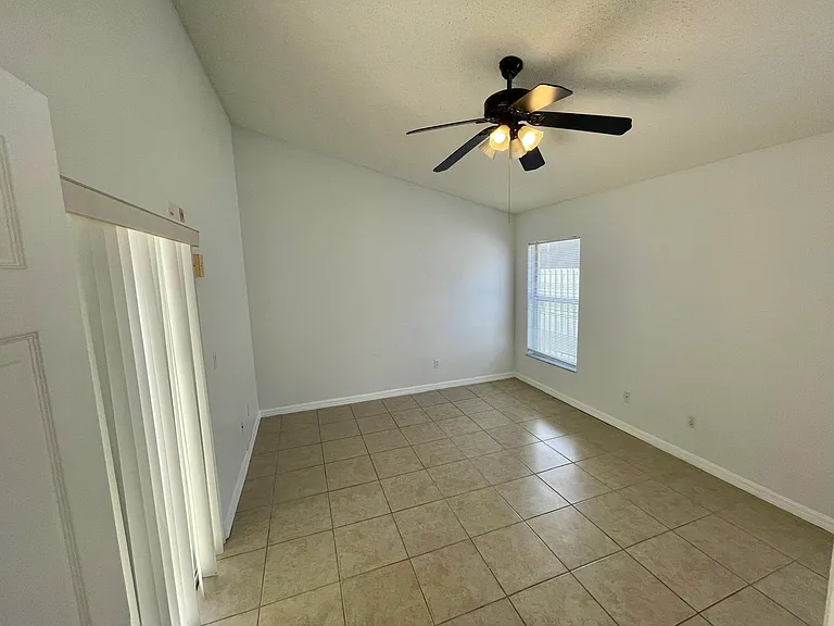 4718 Prairie Point Blvd — Photo 8