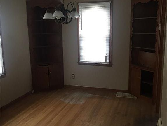 5th image of 3314 Northwood Ave