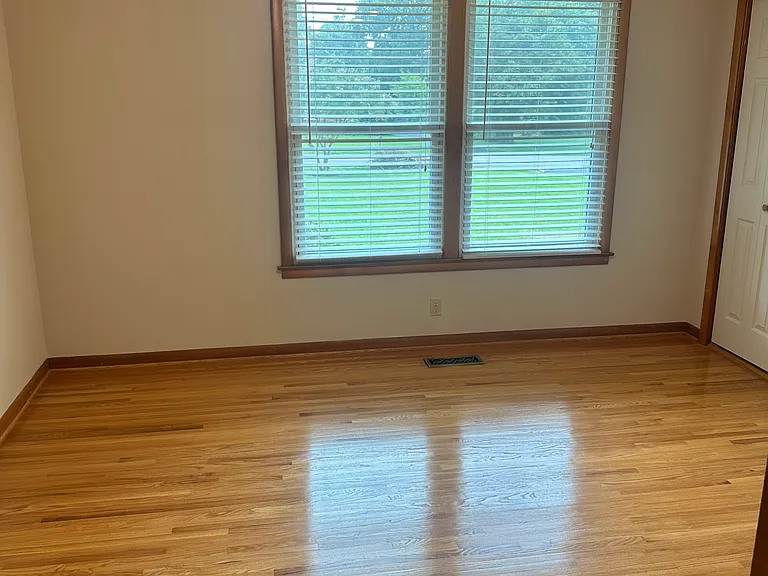2916 Windemere Cir — Photo 14