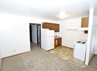 535 Harvard St #8, Grand Forks, ND 58203