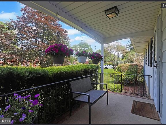 4th image of 163 Hickory Corner Rd