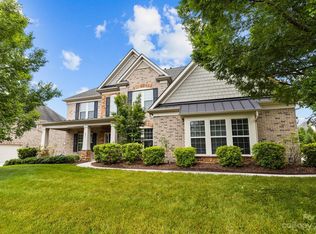 9811 Ardrey Woods Dr, Charlotte, NC 28277