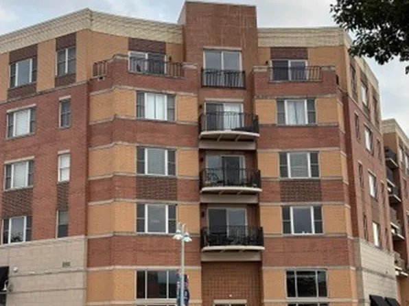 300 Village Cir Unit 207, Willow Springs, IL 60480