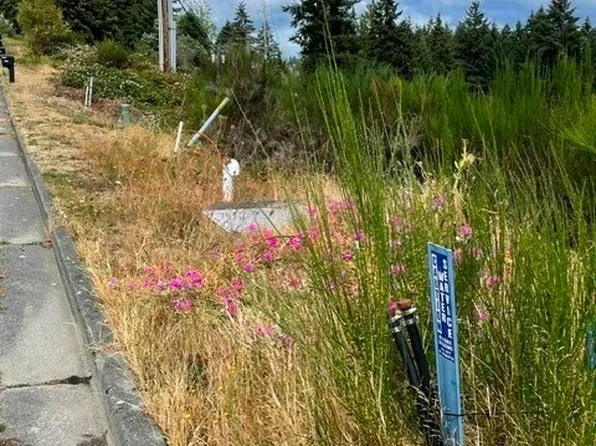 4581 Jones Street W, Bremerton, WA 98312