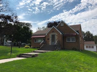 1029 Sherman St, Joliet, IL 60433