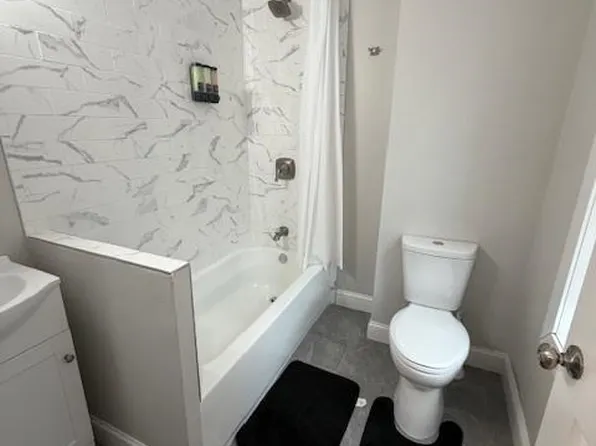 257 Woodlawn Avenue image 16 of 21