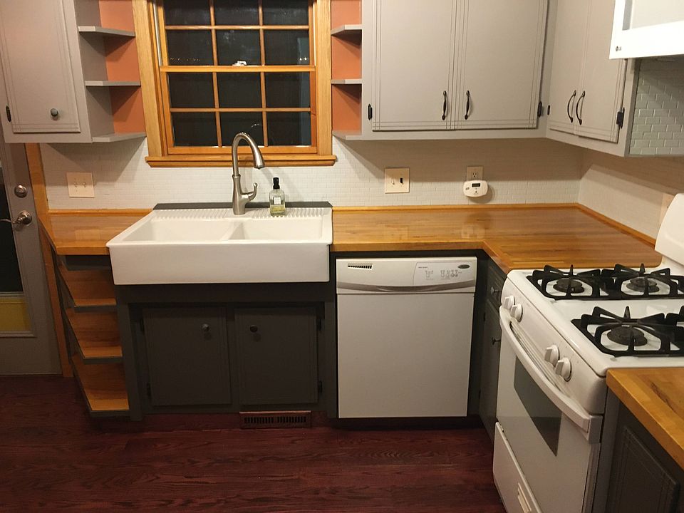 1st image of 1444 Mountain View Ave