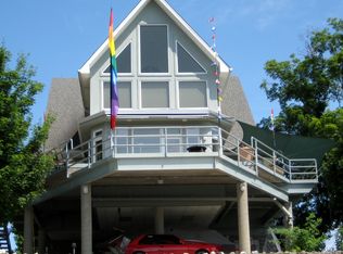 1110 Riverside Dr, Prospect, KY 40059