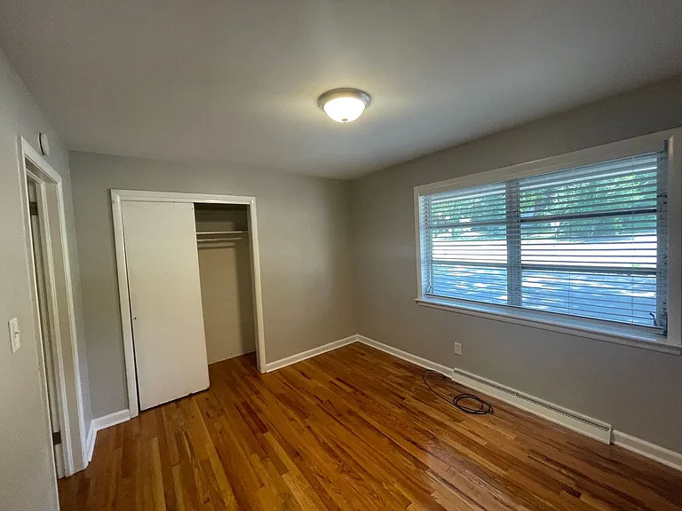 SH302-Chamberlain Oaks Apartments (CHO) — Photo 26