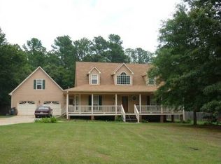 376 Carnation Dr, Social Circle, GA