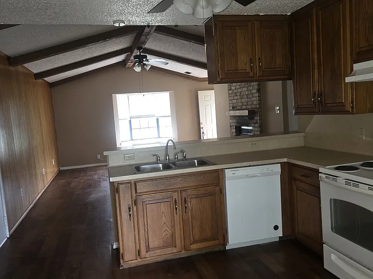 12860 Candleridge Dr — Photo 8
