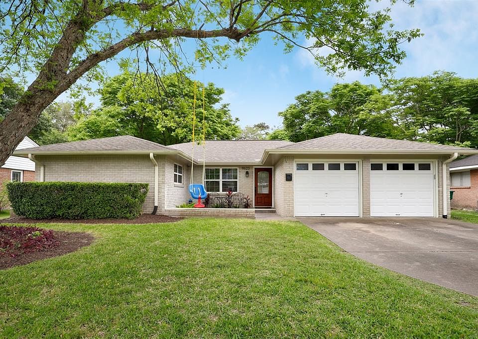 1st image of 9623 Meadowvale Dr