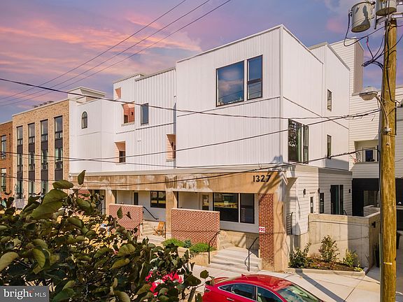 2nd image of 1327 N Marston St #104