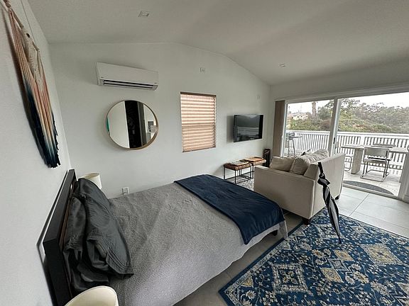 4th image of 3554 Sydney Pl
