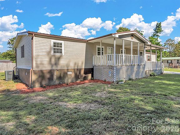 2nd image of 133 Kristey Ln
