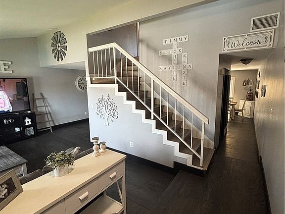 4th image of 1408 Via Del Rio