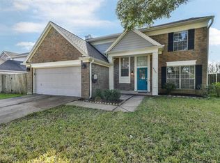5204 Spring Branch Dr, Pearland, TX 77584