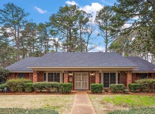 5493 Kaywood Dr, Jackson, MS 39211