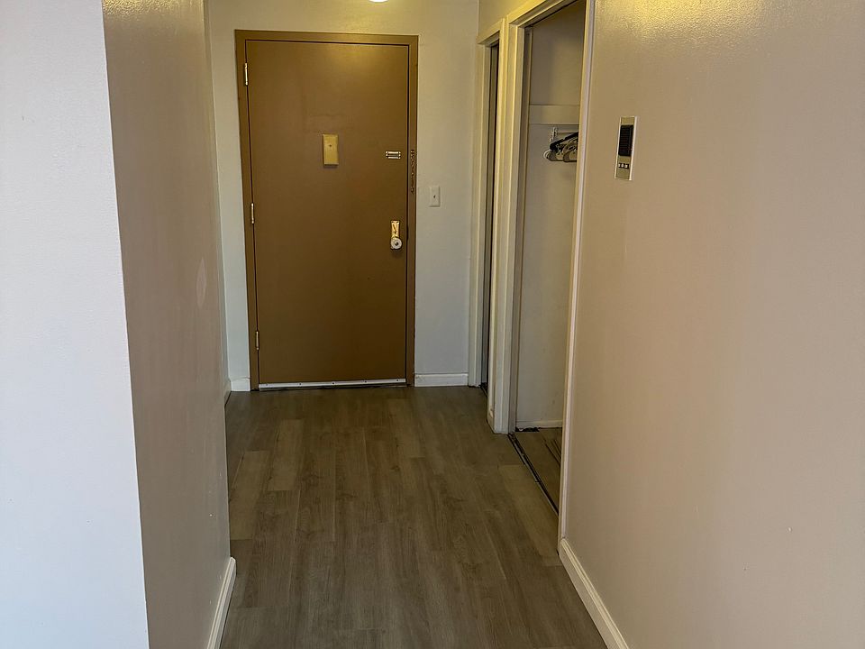 1st image of 440 Harmon Cove Tower
