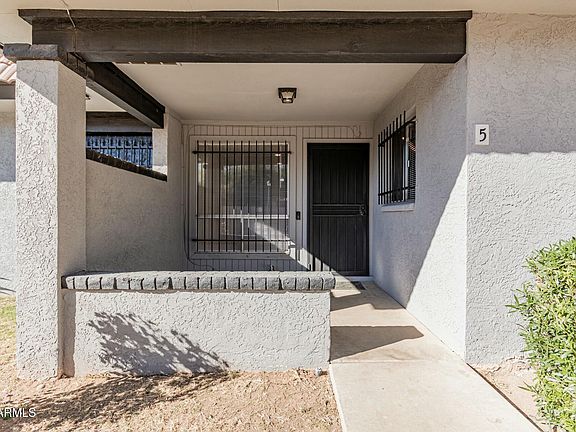 5th image of 9027 W ELM Street #5