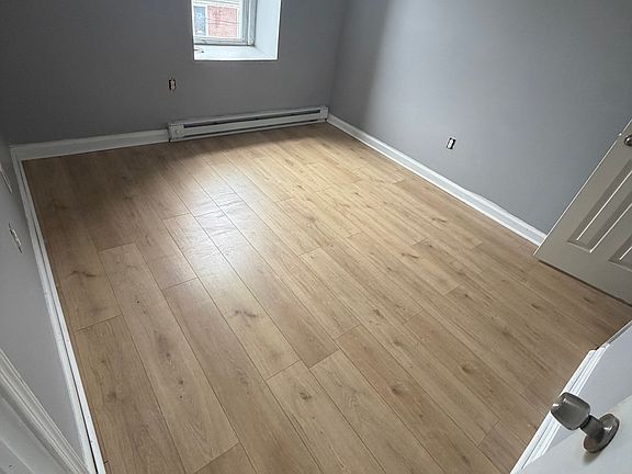4th image of 3501 N 22nd St #1-R