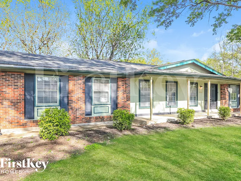 12040 Maidstone Ct — Photo 2